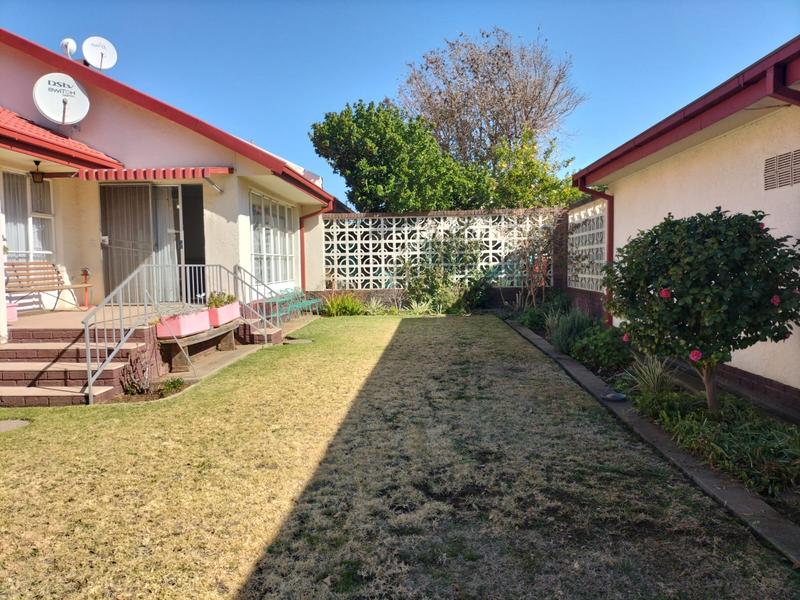 3 Bedroom Property for Sale in Fleurdal Free State
